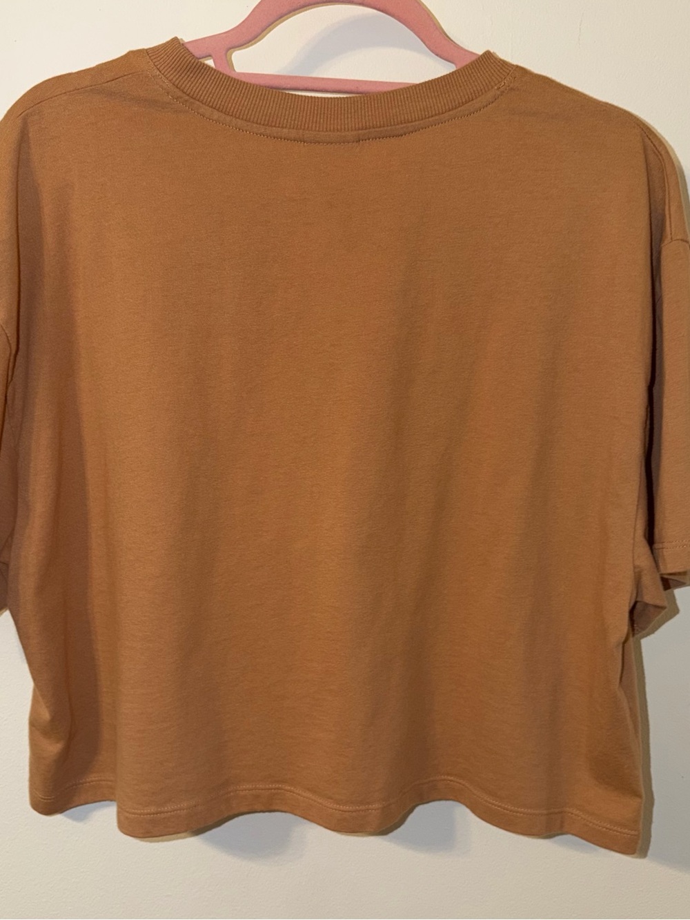 Belle Du Jour Brown Graphic Flower Child Boxy Crop Tee - Picture 5 of 5